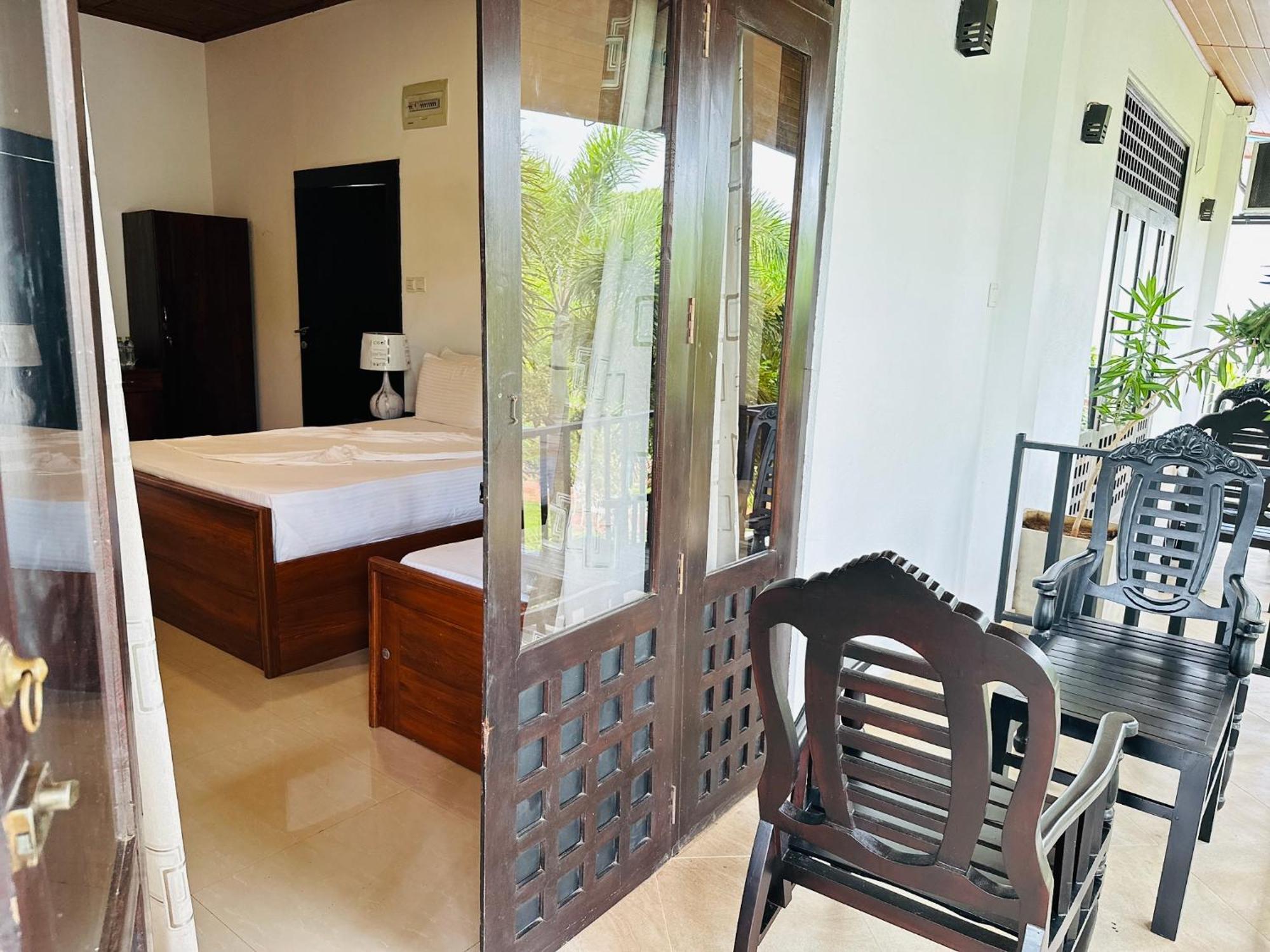 Gamodh Citadel Resort Anuradhapura Exterior photo